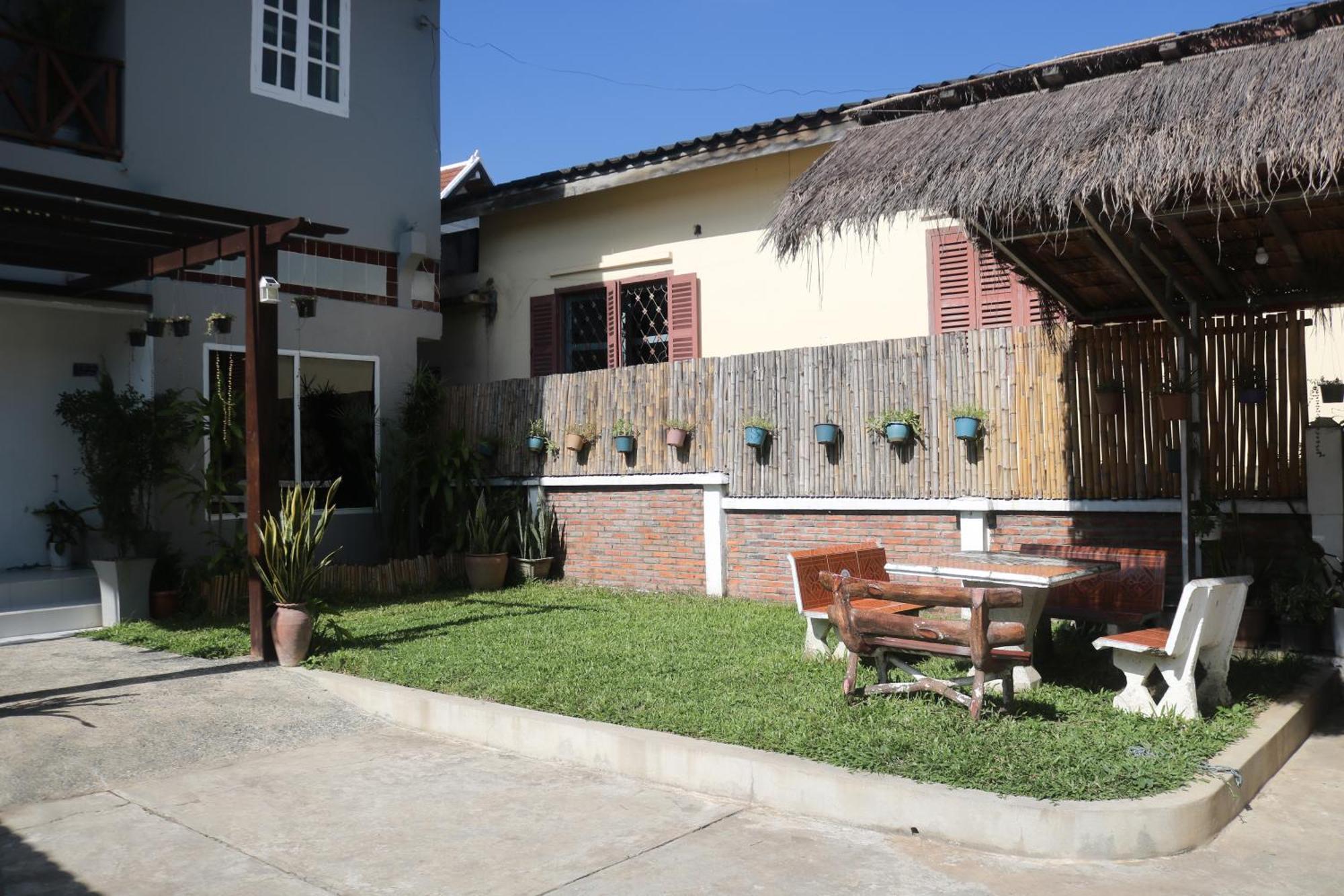Отель Moon'S House Luangprabang Экстерьер фото